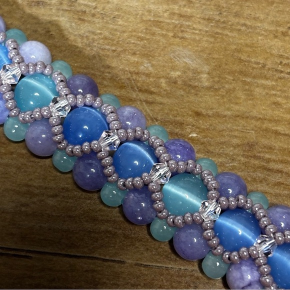 Beautiful Artisan Handmade beaded bracelet - Picture 5 of 7